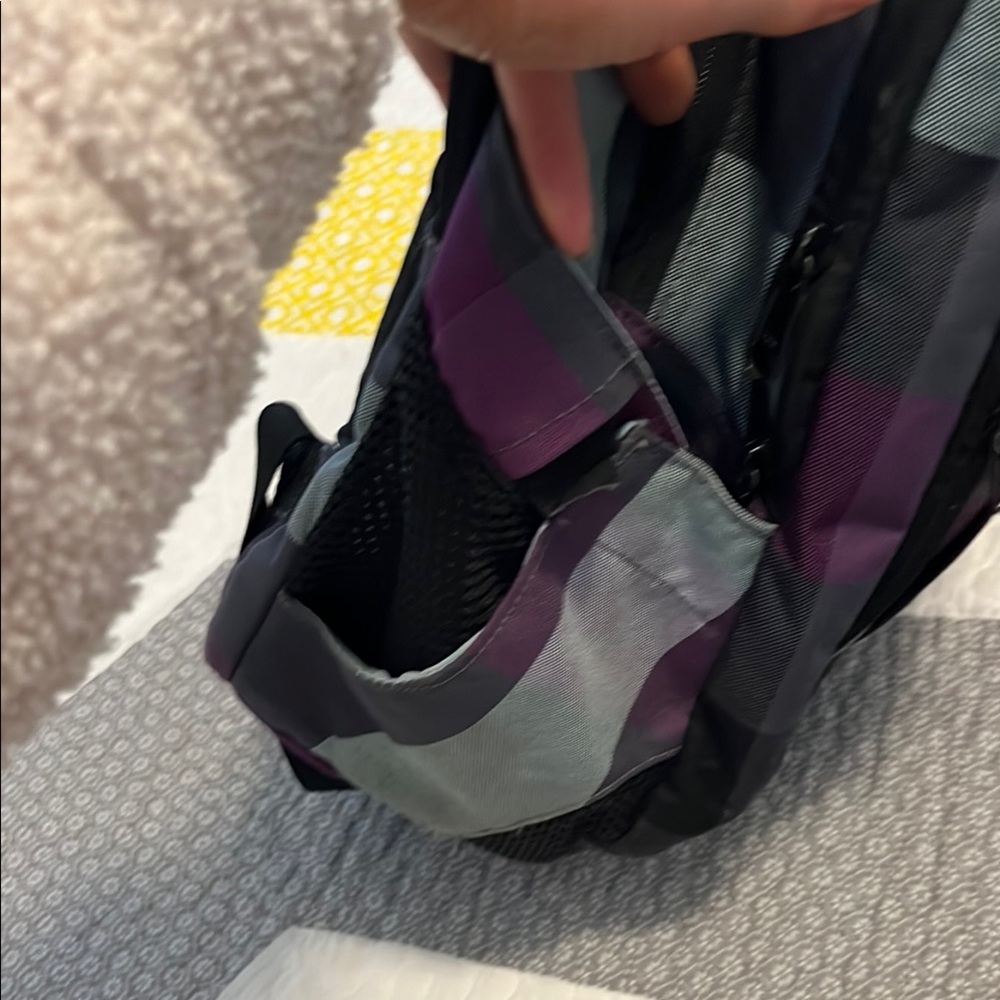 Dakine Plaid Backpack - Picture 2 of 10